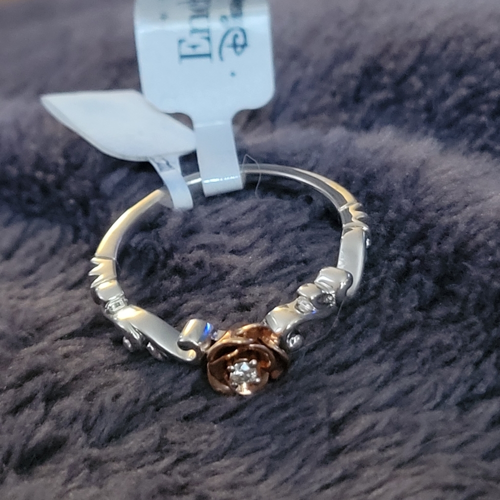 Disney Enchanted size 7 Belle ring multi color gold.